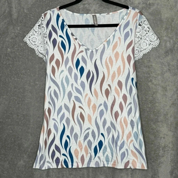 Noracora XXL 2X Shirt Top White Gray Geometric Cap Short Sleeve V Neck Knit - Picture 1 of 7